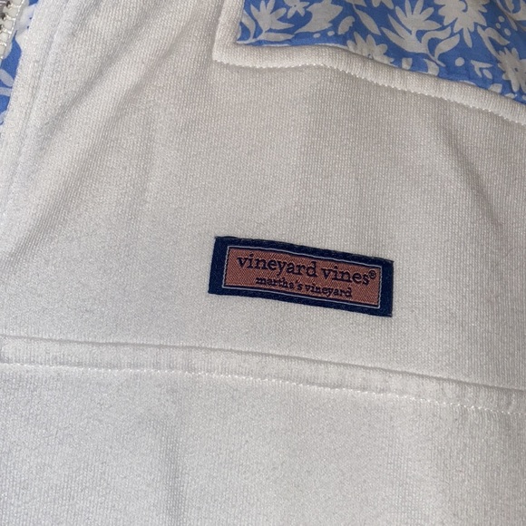 Vineyard Vines Quarter Zip - Picture 2 of 5